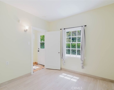 11036 Fruitland - Photo Thumbnail 16