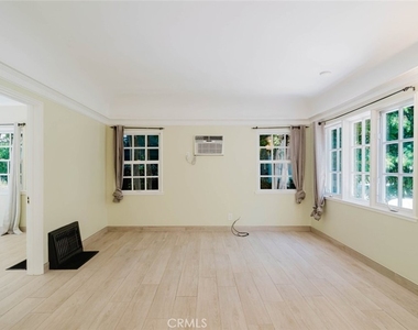 11036 Fruitland - Photo Thumbnail 6