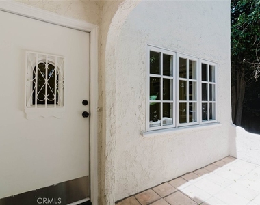 11036 Fruitland - Photo Thumbnail 4