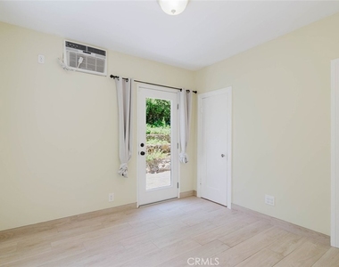 11036 Fruitland - Photo Thumbnail 15