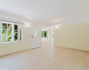 11036 Fruitland - Photo Thumbnail 7