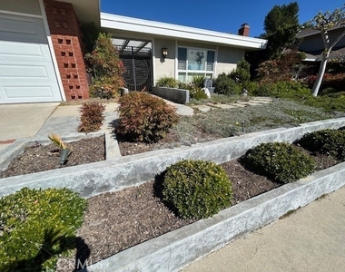 4919 Rockvalley - Photo Thumbnail 1