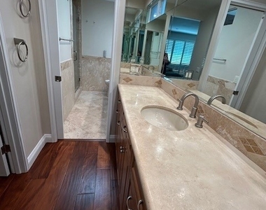 4919 Rockvalley - Photo Thumbnail 21