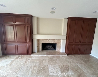 4919 Rockvalley - Photo Thumbnail 13