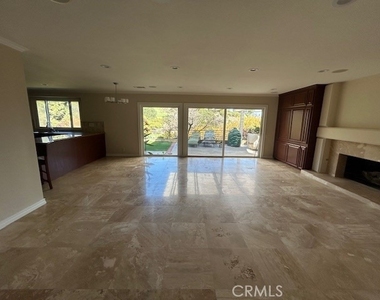 4919 Rockvalley - Photo Thumbnail 10