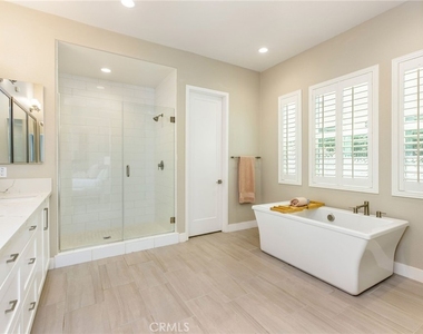 921 Camber Lane - Photo Thumbnail 13