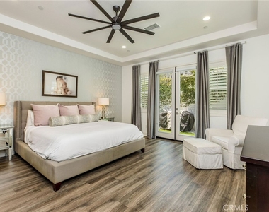 921 Camber Lane - Photo Thumbnail 11