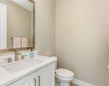 921 Camber Lane - Photo Thumbnail 27