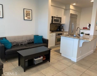 5511 W 149 Place - Photo Thumbnail 2