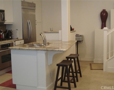 5511 W 149 Place - Photo Thumbnail 3
