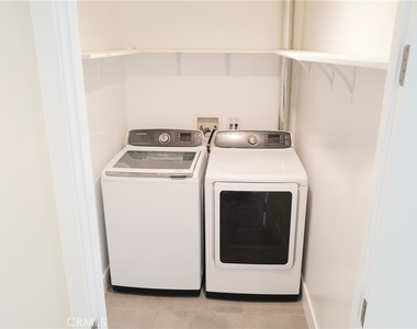 1101 S Harvard Boulevard - Photo Thumbnail 14