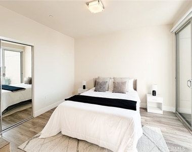 1101 S Harvard Boulevard - Photo Thumbnail 27