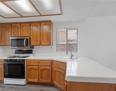 3321 Mountainside - Photo Thumbnail 16