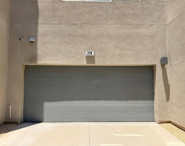 248 Rockefeller - Photo Thumbnail 36