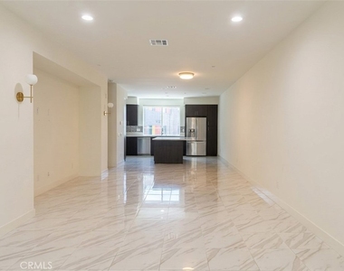 248 Rockefeller - Photo Thumbnail 8