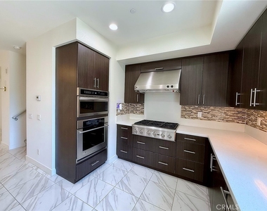 248 Rockefeller - Photo Thumbnail 11