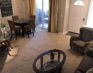 1039 S Positano Avenue - Photo Thumbnail 13