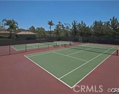 1039 S Positano Avenue - Photo Thumbnail 34