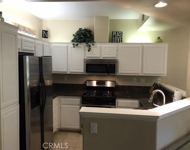 1039 S Positano Avenue - Photo Thumbnail 8