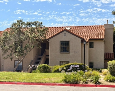 1040 Calle Del Cerro - Photo Thumbnail 1