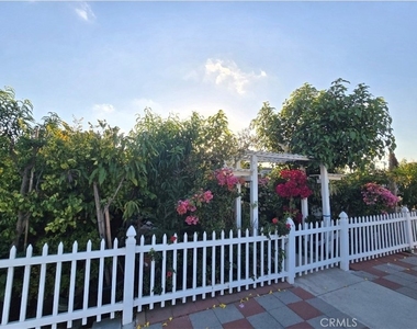 14201 Paul Way - Photo Thumbnail 3