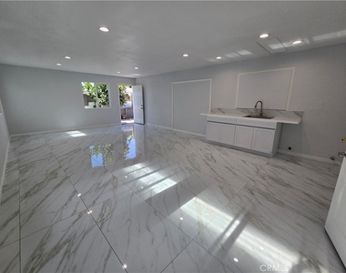 14201 Paul Way - Photo Thumbnail 4