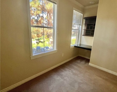 3334 Watermarke Place - Photo Thumbnail 7