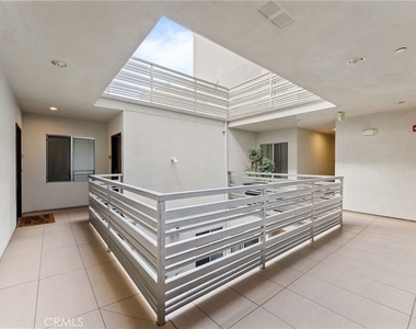 118 N Kings Rd - Photo Thumbnail 33