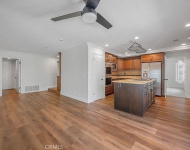 11 Pinewood Drive - Photo Thumbnail 17
