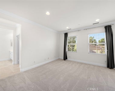 61 Shade Tree - Photo Thumbnail 9
