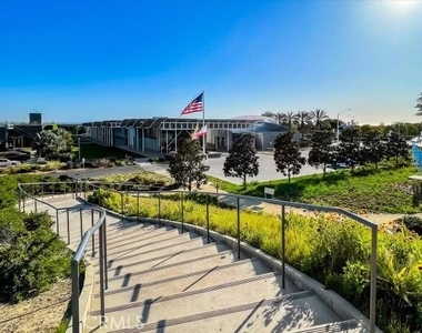 603 Acacia Avenue - Photo Thumbnail 39