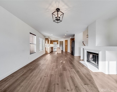 28 Homestead Dr - Photo Thumbnail 9