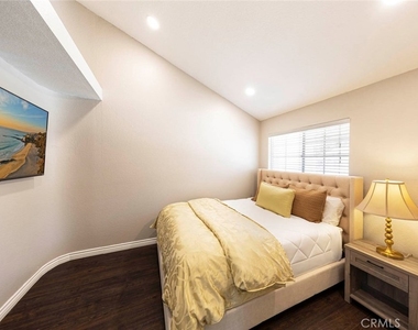 8008 E Fox Run - Photo Thumbnail 13