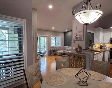 1528 Alma Terrace - Photo Thumbnail 8