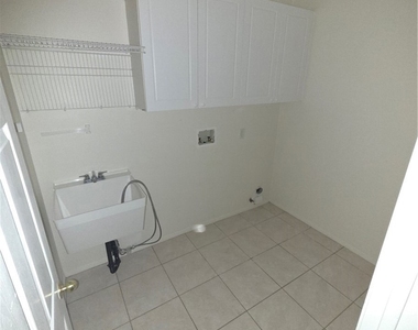41089 Robard Way - Photo Thumbnail 14