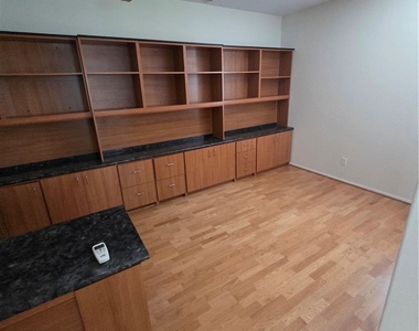 41089 Robard Way - Photo Thumbnail 5