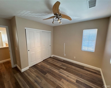32023 Cottage Glen Drive - Photo Thumbnail 17