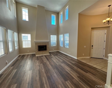 32023 Cottage Glen Drive - Photo Thumbnail 2