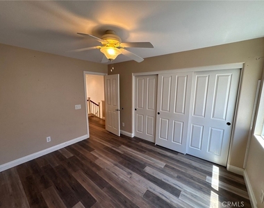 32023 Cottage Glen Drive - Photo Thumbnail 13