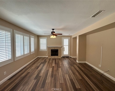 32023 Cottage Glen Drive - Photo Thumbnail 3