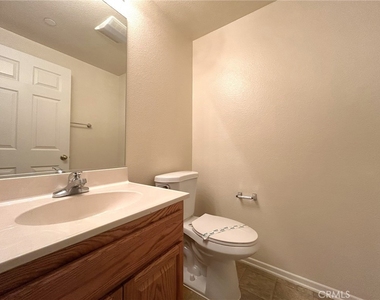 1555 Orange Avenue - Photo Thumbnail 10