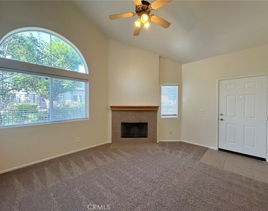 1555 Orange Avenue - Photo Thumbnail 5