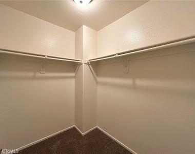 1555 Orange Avenue - Photo Thumbnail 13