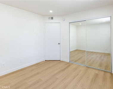 7750 Laurel Canyon Boulevard - Photo Thumbnail 13