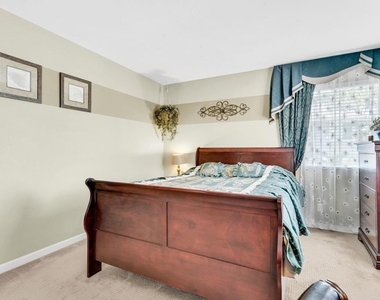 1215 Royal Ann Court - Photo Thumbnail 27