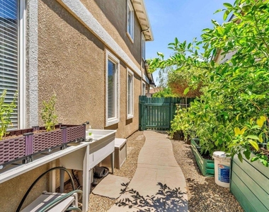 1215 Royal Ann Court - Photo Thumbnail 40