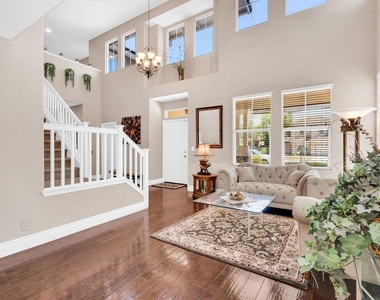 1215 Royal Ann Court - Photo Thumbnail 8