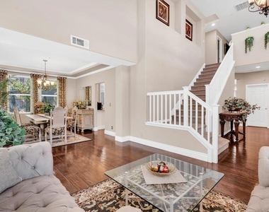 1215 Royal Ann Court - Photo Thumbnail 9