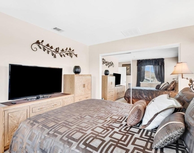 1215 Royal Ann Court - Photo Thumbnail 30