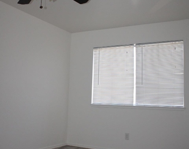 191 Pinole Ave. - Photo Thumbnail 13